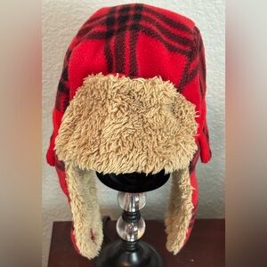 TODDLER/BOYS-XS/S—2T/3T- Plaid/Red & Tan Winter Hat. VERY SOFT!